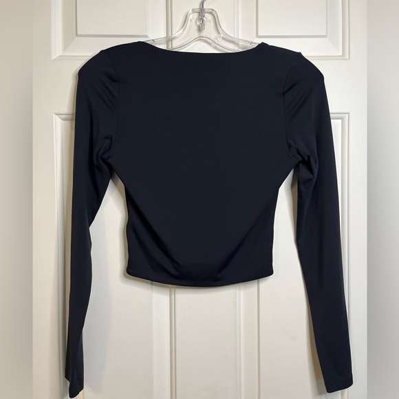 SOLD Babaton Contour V-neck Longsleeve Small Black - Picture 8 of 11